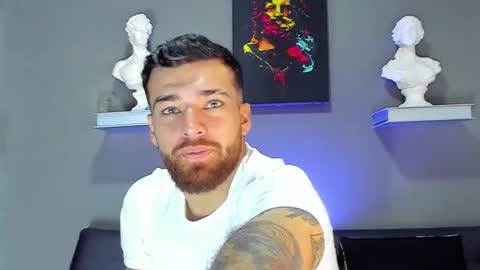 Snapshot of thor_evans chatting on 11-21-25, 12:32 thor_evans online show from 11-21-25, 12:32