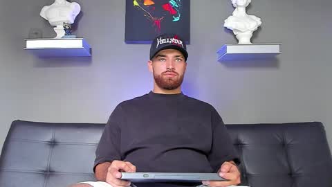 Snapshot of thor_evans chatting on 11-21-25, 08:51 thor_evans online show from 11-21-25, 08:51