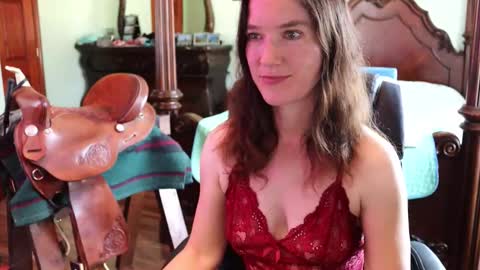 ThornburyRose online show from 02-14-26, 06:59