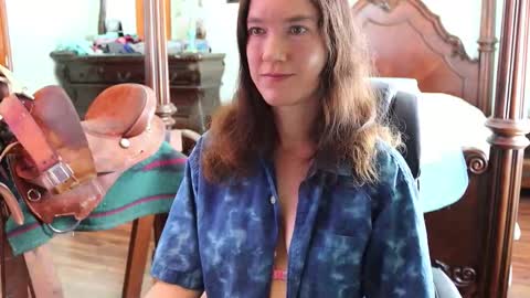 ThornburyRose online show from 03-17-26, 06:11