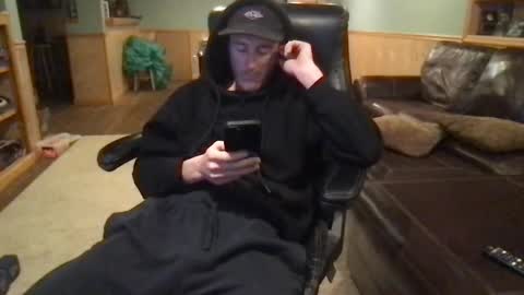 Snapshot of threetwothedome chatting on 02-23-25, 05:45 threetwothedome online show from 02-23-25, 05:45