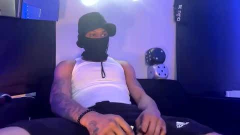 Snapshot of throattaker4l_ chatting on 01-31-26, 07:11 ThroatTaker4l online show from 01-31-26, 07:11