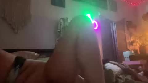 Snapshot of throatyygoat chatting on 10-10-25, 05:39 throatyygoat online show from 10-10-25, 05:39