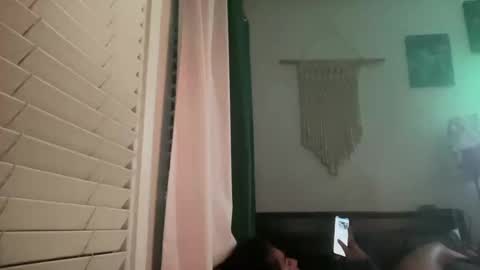 Snapshot of throatyygoat chatting on 10-17-25, 04:15 throatyygoat online show from 10-17-25, 04:15