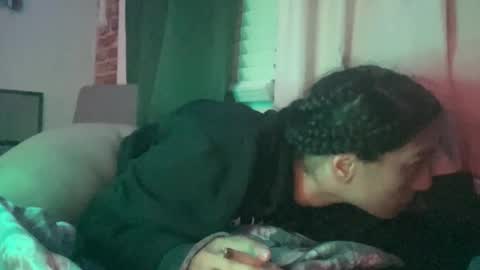 Snapshot of throatyygoat chatting on 10-21-25, 06:03 throatyygoat online show from 10-21-25, 06:03