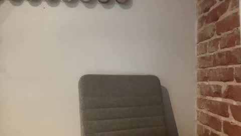 Snapshot of throatyygoat chatting on 12-20-25, 01:02 throatyygoat online show from 12-20-25, 01:02