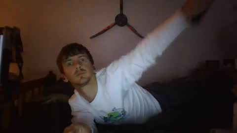 Snapshot of throw11 chatting on 01-01-25, 03:23 Throw11 online show from 01-01-25, 03:23