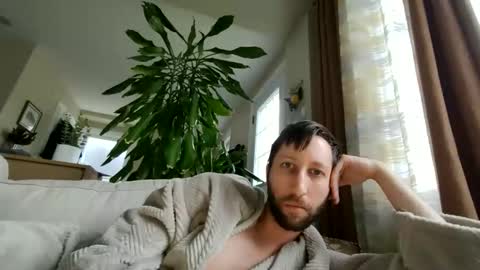 Snapshot of throwawayafteruse20202 chatting on 05-18-26, 12:44 throwawayafteruse20202 online show from 05-18-26, 12:44