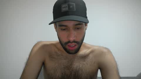 Snapshot of throwawayyourgun chatting on 12-11-24, 05:59 Luka online show from 12-11-24, 05:59