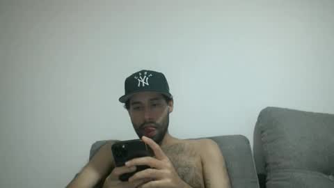 Snapshot of throwawayyourgun chatting on 01-23-25, 06:14 Luka online show from 01-23-25, 06:14