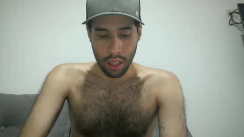 Snapshot of throwawayyourgun chatting on 01-30-25, 03:08 Luka online show from 01-30-25, 03:08