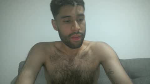 Snapshot of throwawayyourgun chatting on 03-10-25, 07:29 Luka online show from 03-10-25, 07:29