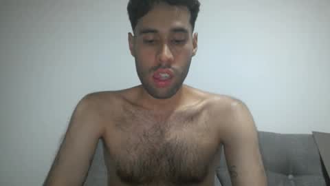 Snapshot of throwawayyourgun chatting on 09-29-25, 06:57 Luka online show from 09-29-25, 06:57