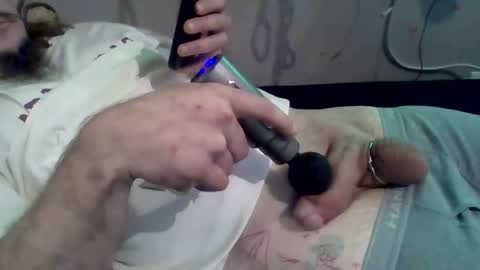 thunder8u42 online show from 09-21-25, 10:44