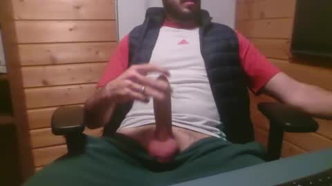 Snapshot of thx_4some_sharing chatting on 11-02-25, 09:06 toobigcockforonegirl online show from 11-02-25, 09:06