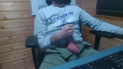 Snapshot of thx_4some_sharing chatting on 11-19-25, 02:55 toobigcockforonegirl online show from 11-19-25, 02:55