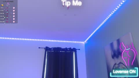 Tia Bella online show from 09-18-25, 08:33