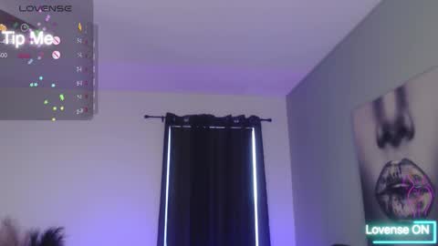 Tia Bella online show from 10-26-25, 08:59