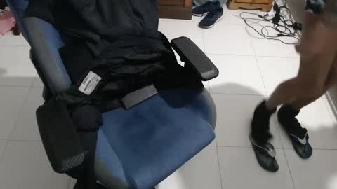 Snapshot of tiagoqueiroz chatting on 12-14-25, 07:29 Shameless Geek online show from 12-14-25, 07:29