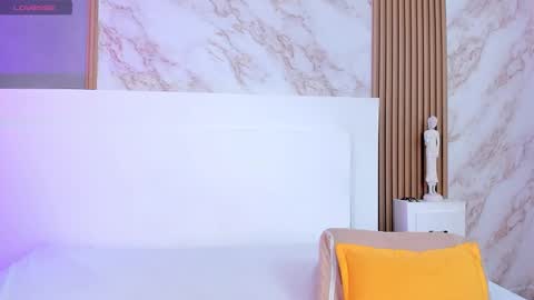 Snapshot of tianaglow4 chatting on 10-14-25, 12:28 tianaglow4 online show from 10-14-25, 12:28