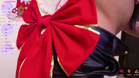 Tiana Le online show from 12-24-24, 03:49