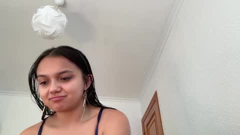 Tiana Le online show from 04-30-26, 10:54