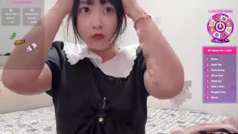 tiantian_26 online show from 10-28-25, 10:52