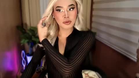 Sam online show from 09-18-25, 09:17