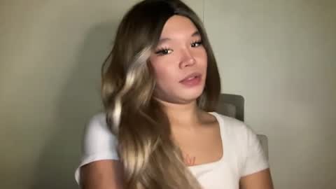 Snapshot of tiaragodhere chatting on 06-08-26, 02:23 Ms. Tiara online show from 06-08-26, 02:23