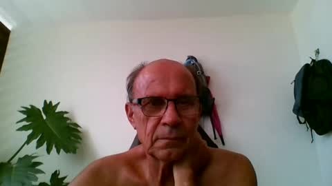 tiaretiareopui online show from 01-17-25, 08:24