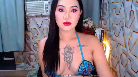 tiarrafoxs online show from 04-30-26, 06:20