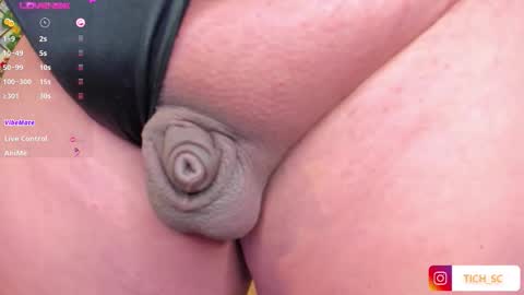 Snapshot of tich___ chatting on 02-15-26, 10:50 tich___ online show from 02-15-26, 10:50