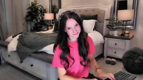 Snapshot of ticketshow chatting on 10-03-25, 11:35 ticketshow online show from 10-03-25, 11:35