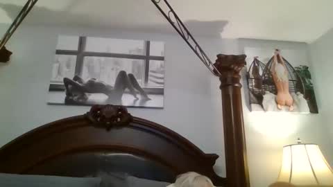 Snapshot of ticklemepink696969 chatting on 12-27-24, 09:00 ticklemepink696969 online show from 12-27-24, 09:00