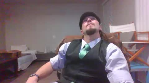 Snapshot of tiegye222 chatting on 01-22-25, 06:42 Alex online show from 01-22-25, 06:42
