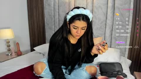 Tiff3 online show from 11-24-25, 09:03