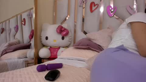    online show from 02-11-25, 06:55