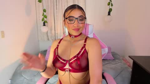 Tiffany online show from 01-23-25, 03:26