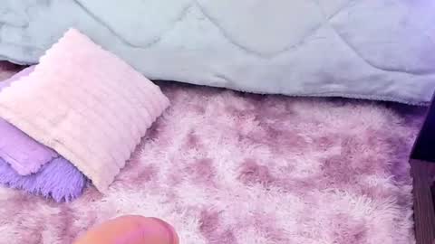 Tiffany online show from 03-04-25, 08:57