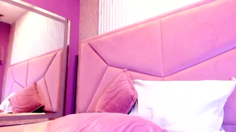 Snapshot of tifanysuarez chatting on 05-09-26, 02:17 tifanysuarez online show from 05-09-26, 02:17