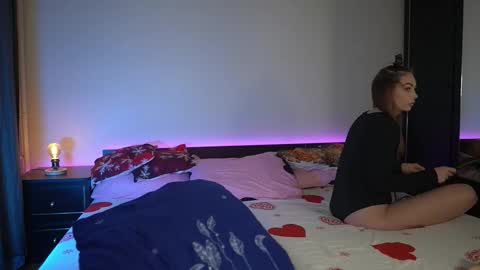 Snapshot of tiff001 chatting on 12-01-25, 09:20 Tiffany online show from 12-01-25, 09:20