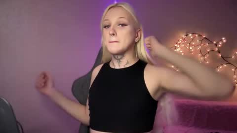 Amira online show from 11-05-25, 09:42