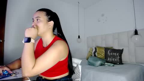 tiffany online show from 09-10-25, 07:14