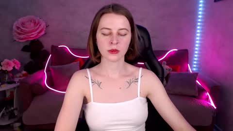 Snapshot of tiffany__burn chatting on 02-28-25, 02:31 Tiffany online show from 02-28-25, 02:31