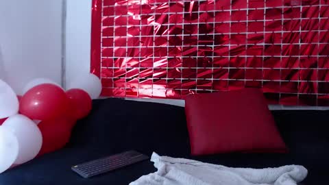 Snapshot of tiffany_gomez9 chatting on 02-20-25, 05:23 Tiffany online show from 02-20-25, 05:23