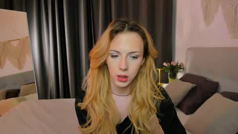 Tiffany online show from 04-28-26, 05:34