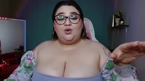 Snapshot of tiffany_laurens chatting on 12-09-24, 08:22 dont forget ask for custom vids online show from 12-09-24, 08:22