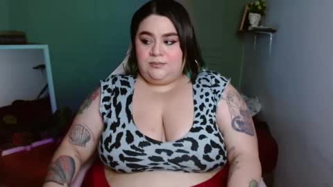 Snapshot of tiffany_laurens chatting on 02-01-25, 11:37 dont forget ask for custom vids online show from 02-01-25, 11:37