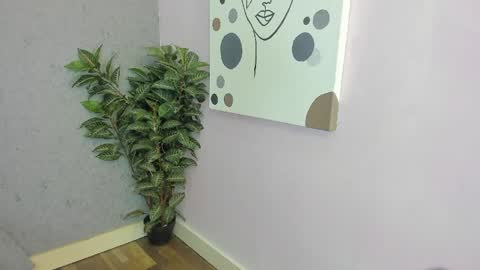 tiffany_mendez online show from 04-27-26, 12:03