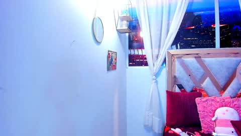 tiffany_sander online show from 02-08-25, 07:48